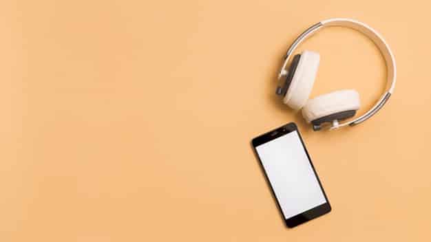 Depois que você faz a gravação do seu podcast, é preciso editá-lo antes de colocá-lo nas plataformas de streaming