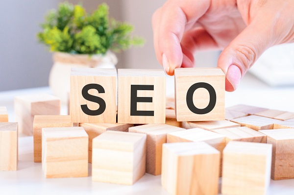 Construindo uma Estrutura de Silo Eficaz. Fonte: Freepik