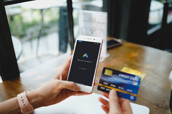 Os benefícios dos anúncios de produtos da loja virtual: saiba Fonte: Freepik